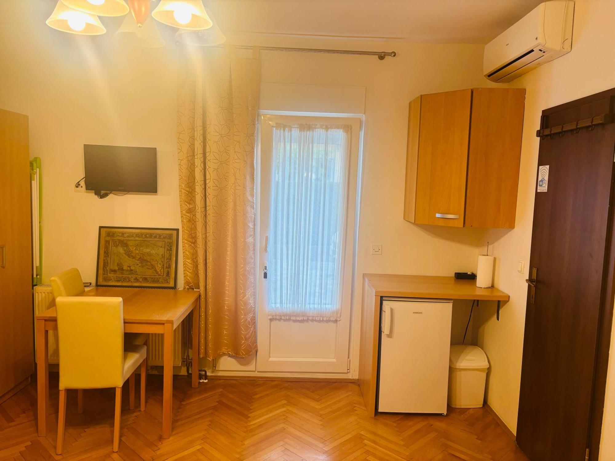 Apartment House Jerko Kastela Exterior photo