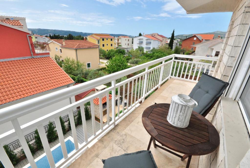 Apartment House Jerko Kastela Room photo