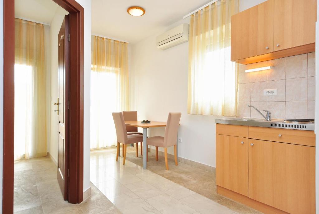 Apartment House Jerko Kastela Room photo
